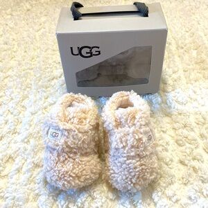 UGG Bixbee Slippers Baby size 0/1